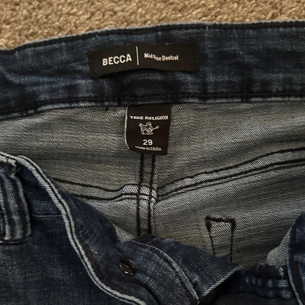 True Religion Becca Mid Rise Bootcut Jeans in Dark Blue size 29